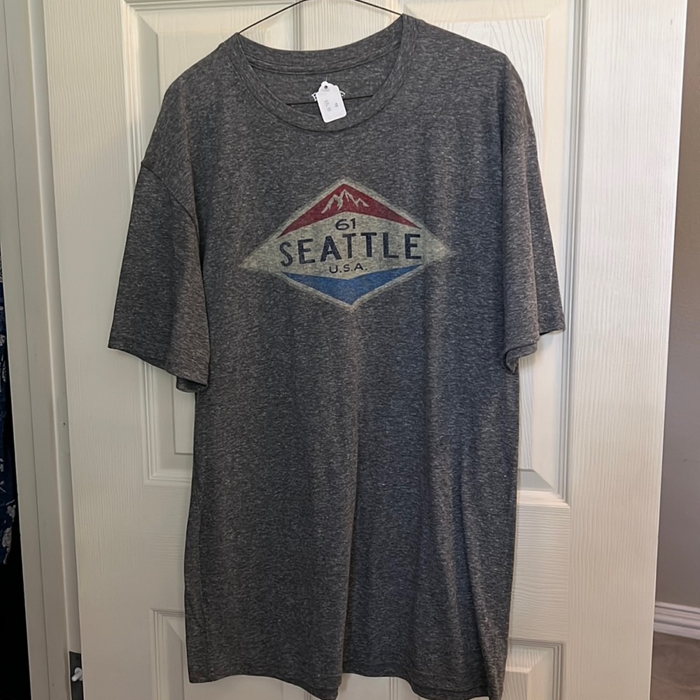 New with tag t shirt from Seattle